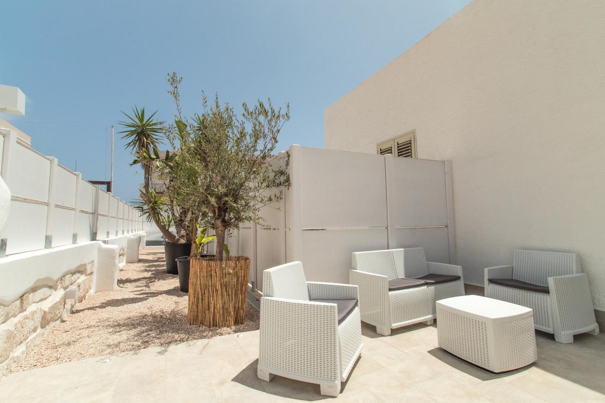 Le Grotte Hotel Lampedusa Exterior foto
